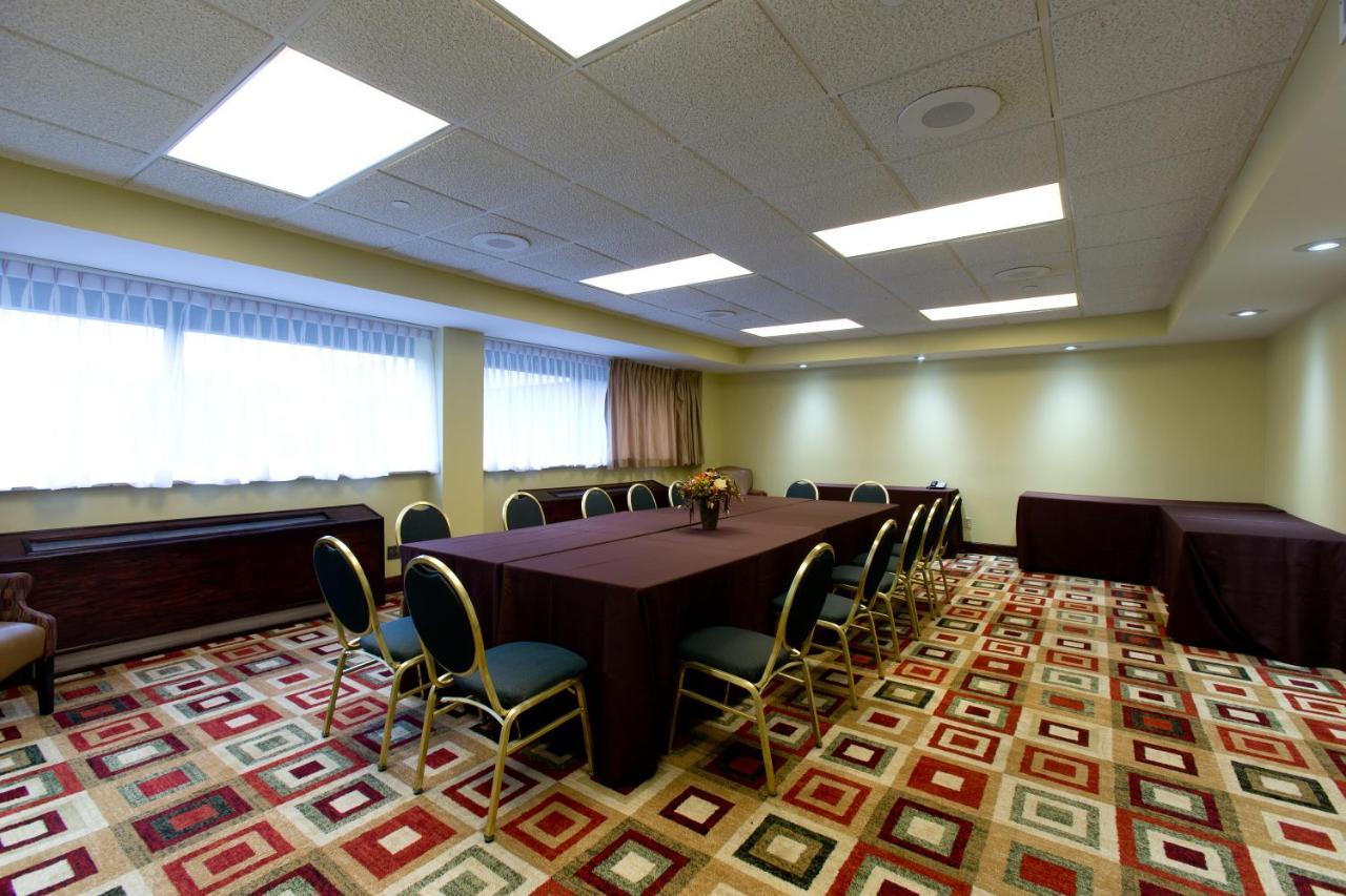 Liyo Inn Clinton Kültér fotó